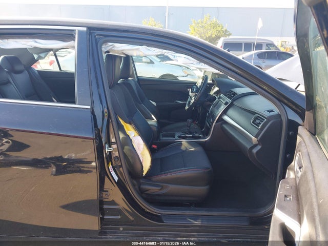 4T1BF1FK8HU388021 Toyota CAMRY SE