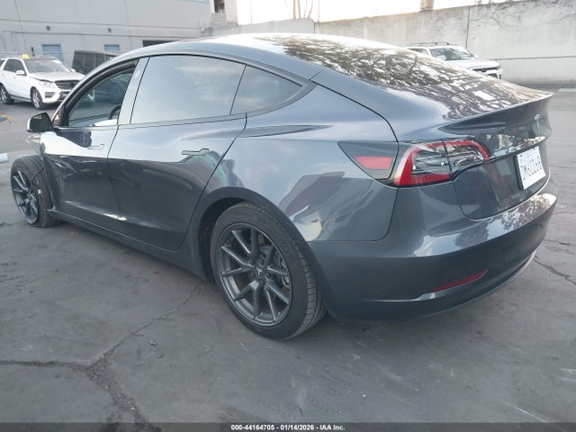 2023 TESLA MODEL 3 5YJ3E1EA2PF592325 Photo 2