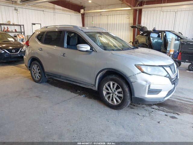 2017 NISSAN ROGUE 5N1AT2MV4HC857828