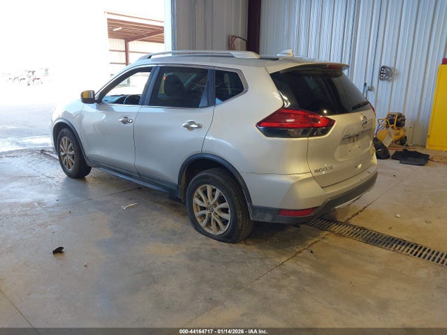 2017 NISSAN ROGUE 5N1AT2MV4HC857828 Photo 2