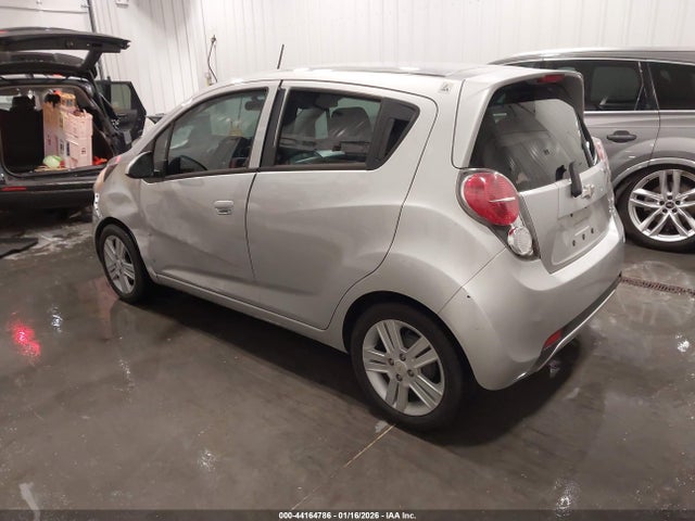 Chevrolet Spark 1lt Auto 2014 KL8CD6S93EC542109 Image 3