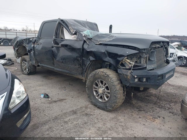 2015 RAM 2500 3C6UR5CL7FG624285 Photo 0