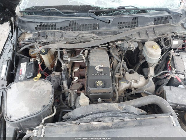 2015 RAM 2500 3C6UR5CL7FG624285 Photo 9
