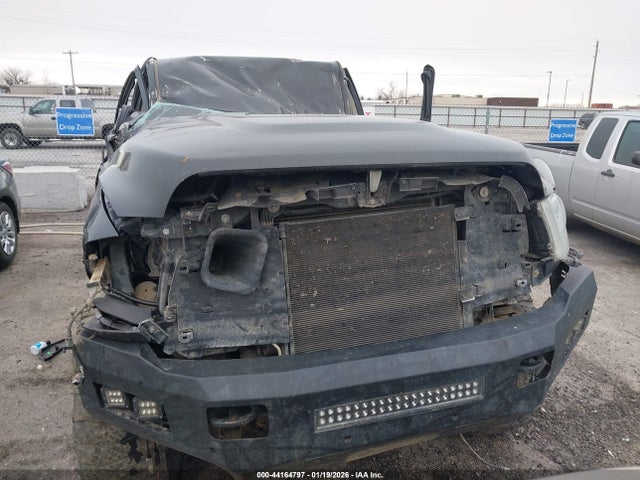 44164797 :رقم المزاد ، 3C6UR5CL7FG624285 vin ، 2015 Ram 2500 Tradesman مزاد بيع