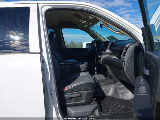 2019 Ram 2500 Tradesman  4x4 6'4 Box მანქანა იყიდება აუქციონზე, vin: 3C6UR5CL8KG707069, აუქციონის ნომერი: 44164869