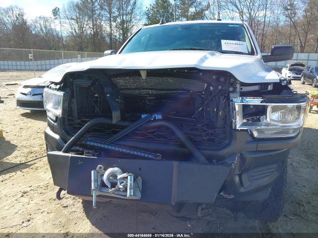 2019 Ram 2500 Tradesman  4x4 6'4 Box მანქანა იყიდება აუქციონზე, vin: 3C6UR5CL8KG707069, აუქციონის ნომერი: 44164869