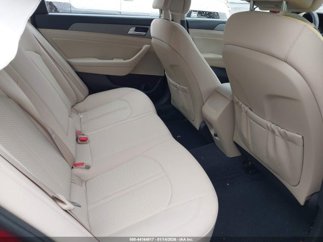 5NPE24AF1FH167618 Hyundai SONATA SE