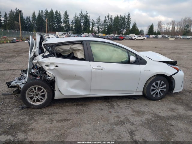 JTDL9MFU6M3026580 Toyota Prius Xle Awd-e
