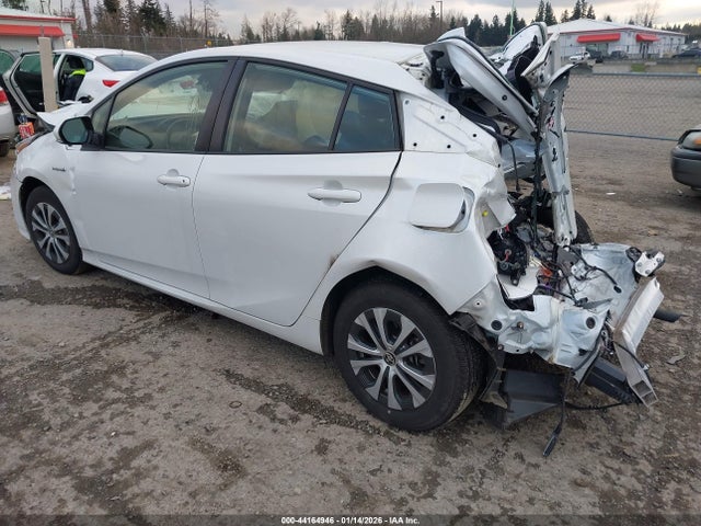 JTDL9MFU6M3026580 Toyota Prius Xle Awd-e