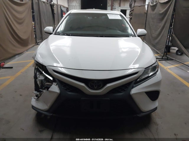 4T1B11HK6JU141551 Toyota CAMRY SE