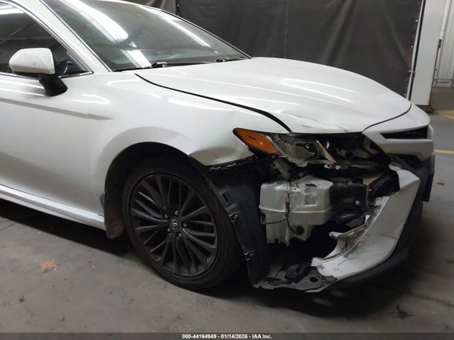 4T1B11HK6JU141551 Toyota CAMRY SE