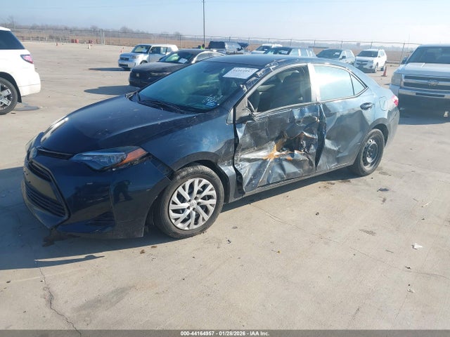 Toyota COROLLA LE 2019 2T1BURHEXKC162664 Image 2