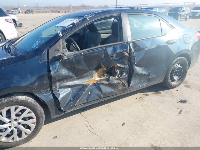 Toyota COROLLA LE 2019 2T1BURHEXKC162664 Image 6