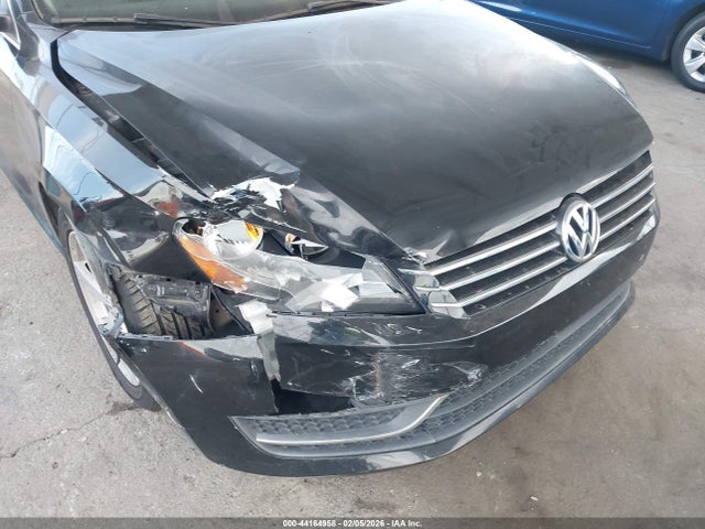 Aukcja sprzedaży 2015 Volkswagen Passat 1.8t Se, vin: 1VWBT7A34FC031158, numer aukcji: 44164958