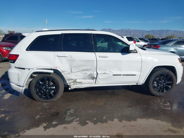 1C4RJFAG8MC797718 Jeep Grand Cherokee Laredo X 4x4