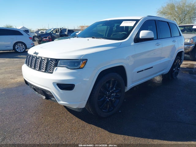 1C4RJFAG8MC797718 Jeep Grand Cherokee Laredo X 4x4