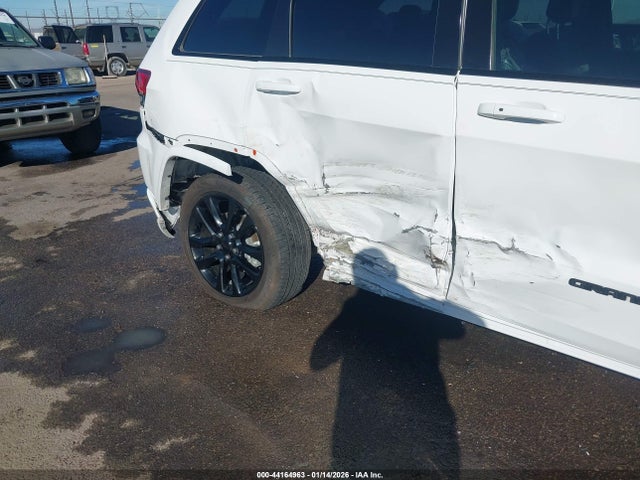 1C4RJFAG8MC797718 Jeep Grand Cherokee Laredo X 4x4