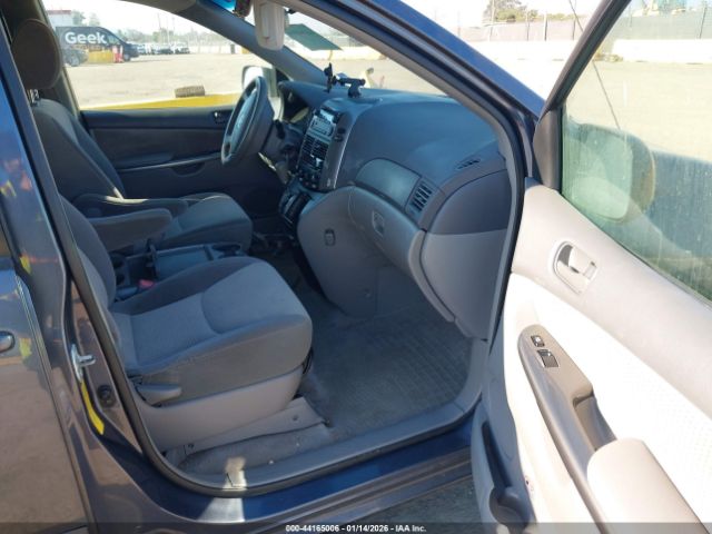 2010 TOYOTA SIENNA 5TDKK4CC9AS317399 Photo 4