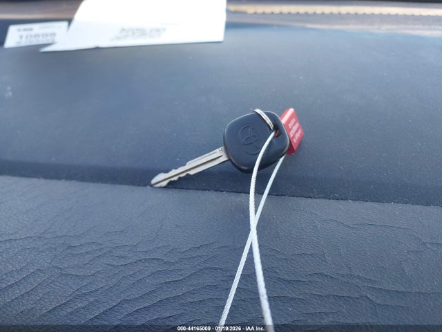 5TDKK3DC1FS589946 Toyota Sienna Le 8 Passenger
