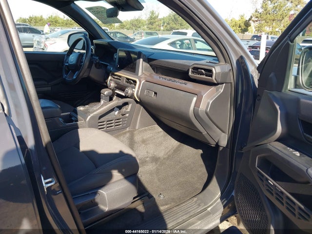 3TMKB5FN0RM013828 Toyota Tacoma Sr5