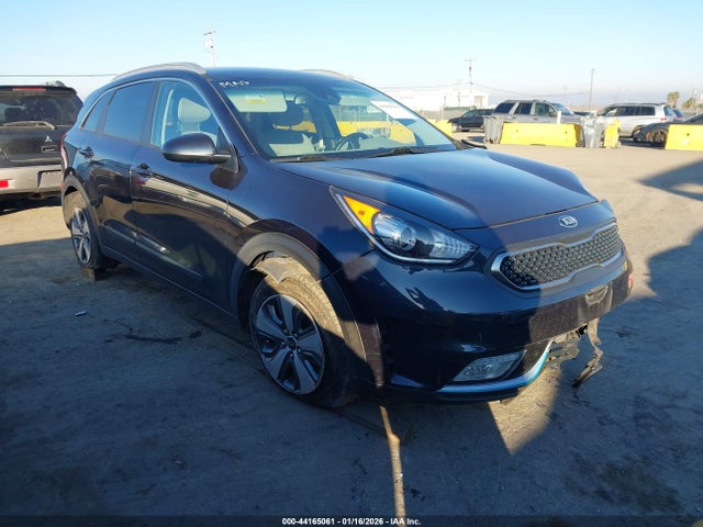 KIA Niro Plug-in Hybrid Lx 2018 KNDCM3LD2J5210511 main image