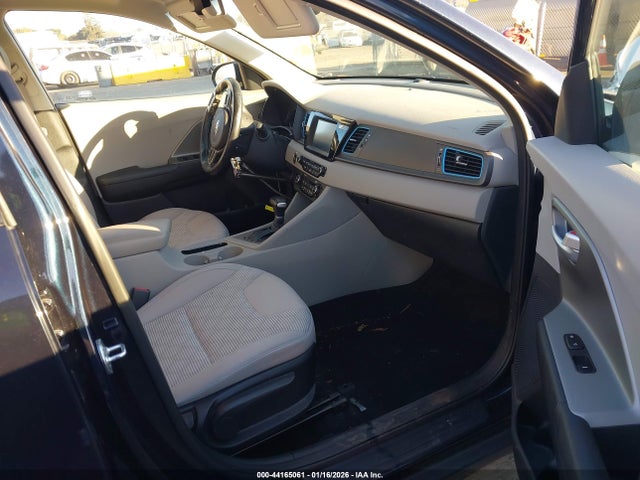 KIA Niro Plug-in Hybrid Lx 2018 KNDCM3LD2J5210511 Image 5