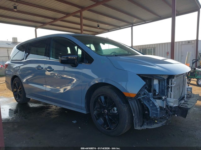 5FNRL6H79PB079487 Honda Odyssey Sport