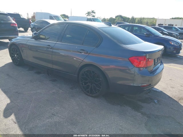2014 BMW 328I WBA3A5C59EF604470 Photo 2