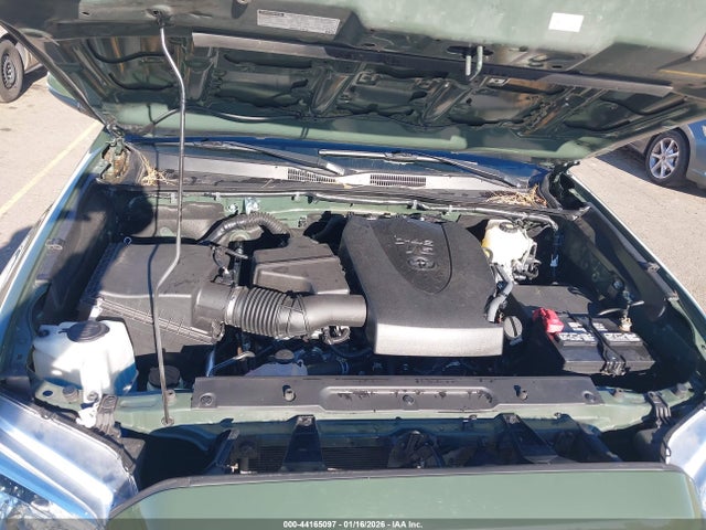 3TMDZ5BN4NM131353 Toyota Tacoma Trd Off Road