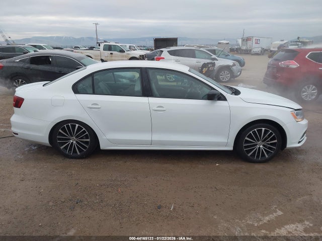 Aukcja sprzedaży 2016 Volkswagen Jetta 1.8t Sport, vin: 3VWD17AJ2GM236586, numer aukcji: 44165123