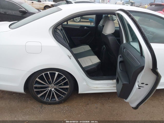 Aukcja sprzedaży 2016 Volkswagen Jetta 1.8t Sport, vin: 3VWD17AJ2GM236586, numer aukcji: 44165123