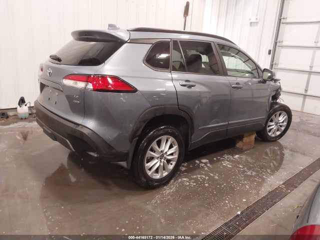 2024 TOYOTA COROLLA CROSS 7MUCAABG1RV094710 Photo 3