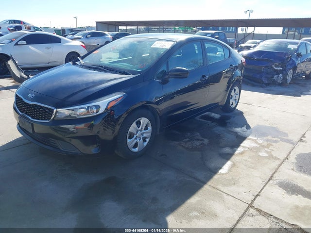 2017 Kia Forte Lx მანქანა იყიდება აუქციონზე, vin: 3KPFK4A7XHE114307, აუქციონის ნომერი: 44165204