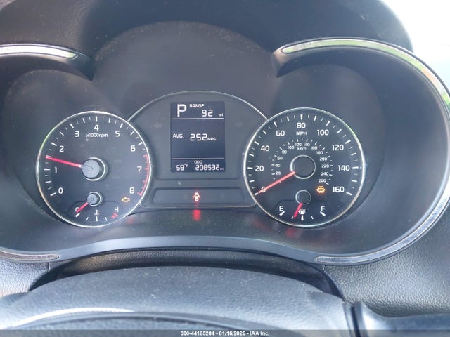 2017 Kia Forte Lx მანქანა იყიდება აუქციონზე, vin: 3KPFK4A7XHE114307, აუქციონის ნომერი: 44165204