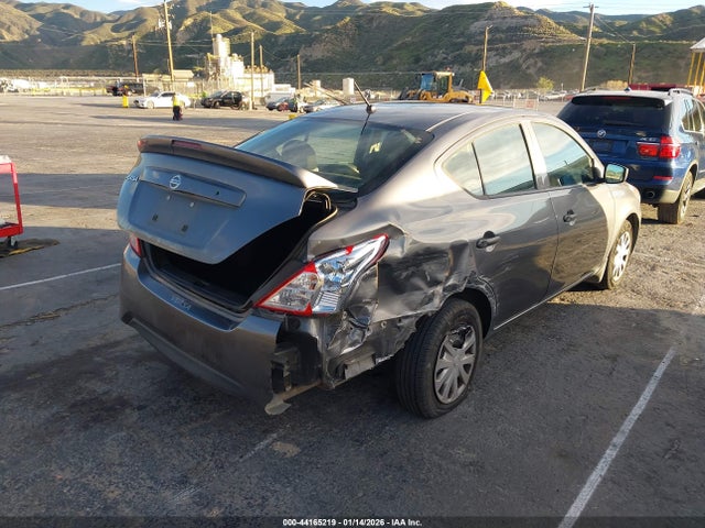 3N1CN7APXJL867285 Nissan Versa 1.6 S+