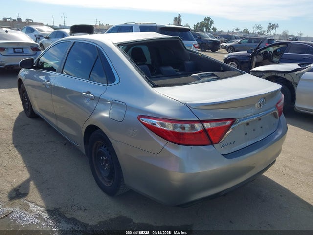 4T1BF1FK5FU089017 Toyota CAMRY SE