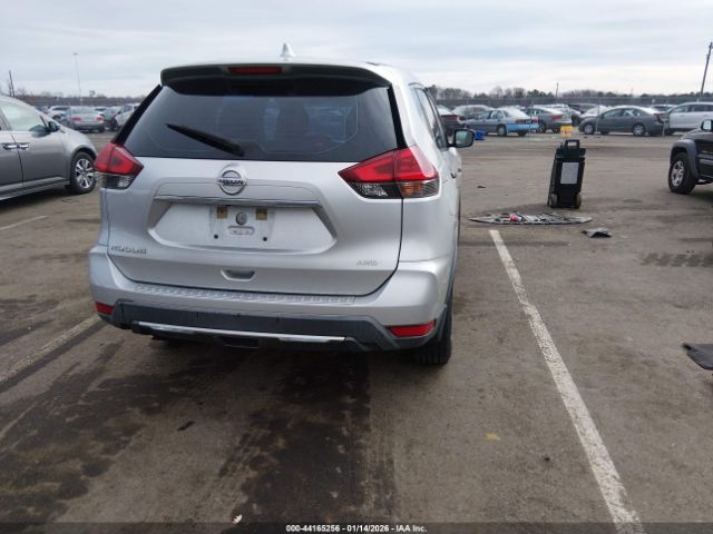 2018 NISSAN ROGUE KNMAT2MV1JP518737 Photo 3