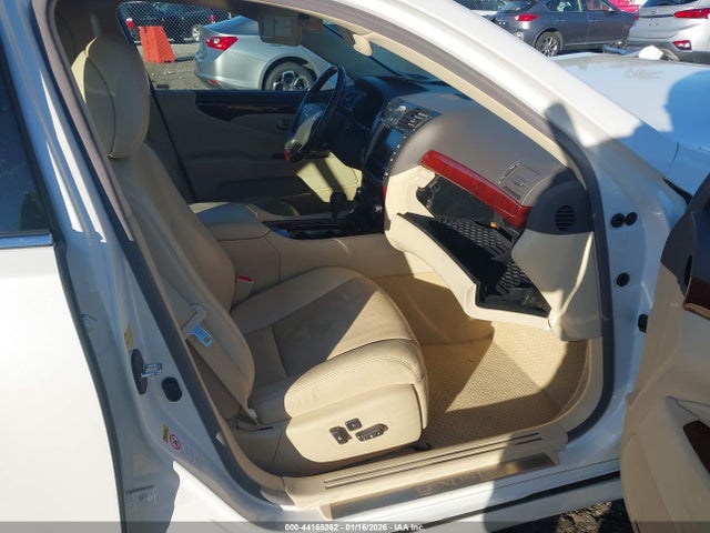 Продаж на аукціоні авто 2012 Lexus Ls 460, vin: JTHBL5EF5C5110350, номер лоту: 44165262