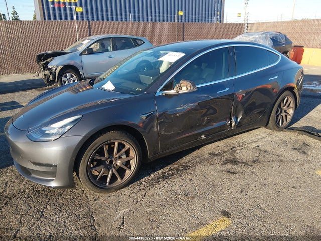2018 TESLA MODEL 3 5YJ3E1EA8JF102087 Photo 1