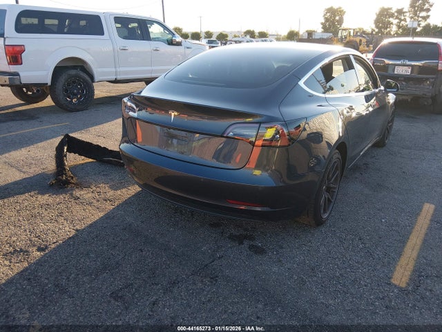 2018 TESLA MODEL 3 5YJ3E1EA8JF102087 Photo 3