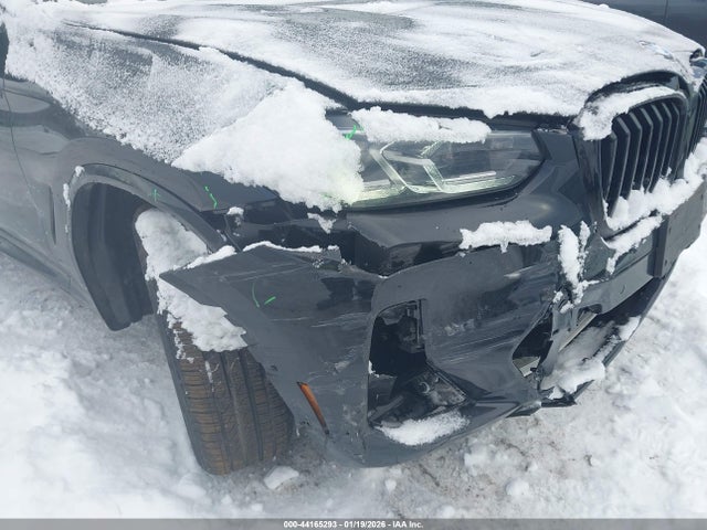 WBX57DP03NN167884 BMW X3 Xdrive30i