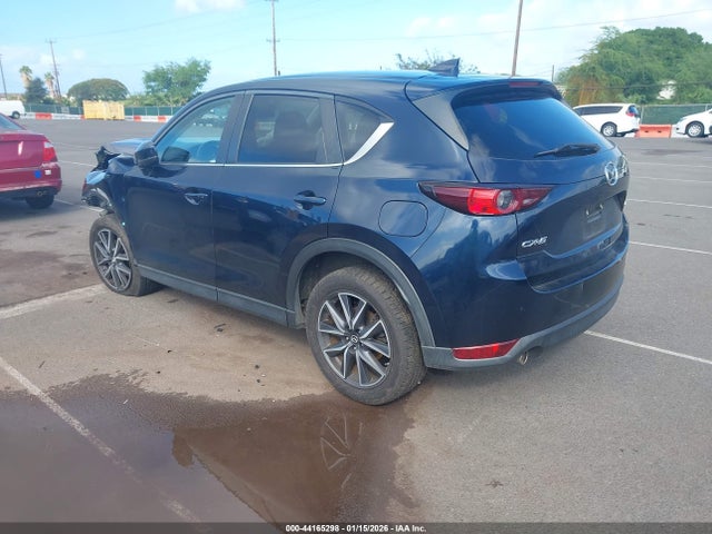 Mazda Cx-5 Touring 2018 JM3KFACMXJ1426857 Image 3