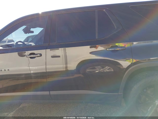 1GNERFKW5JJ200410 Chevrolet Traverse Ls