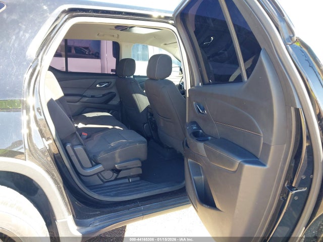 1GNERFKW5JJ200410 Chevrolet Traverse Ls