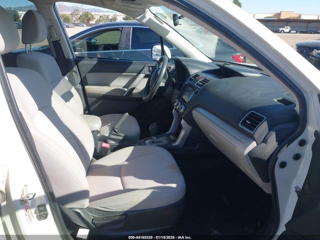 Subaru Forester 2.5i Premium 2017 JF2SJAEC9HH806710 Image 5