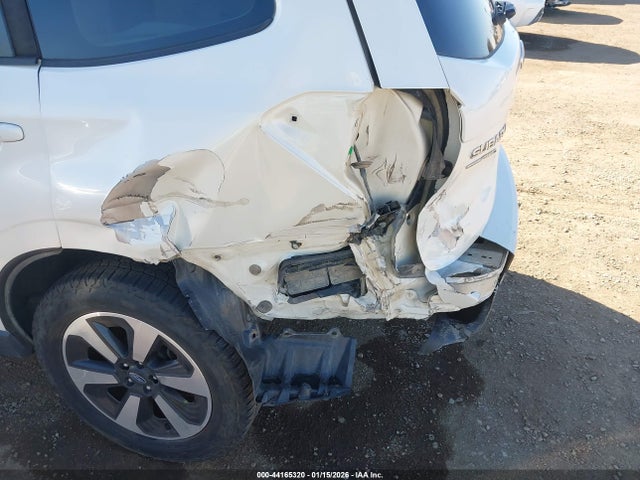 Subaru Forester 2.5i Premium 2017 JF2SJAEC9HH806710 Image 6