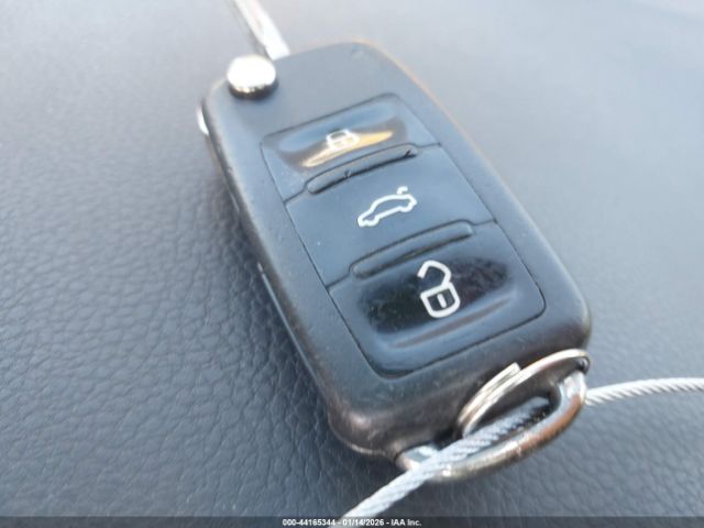 2011 VOLKSWAGEN GTI WVWHD7AJ7BW191701 Photo 10