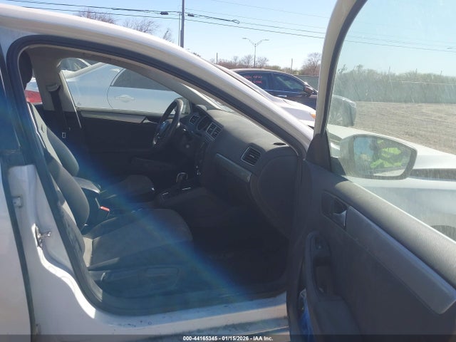 Aukcja sprzedaży 2017 Volkswagen Jetta 1.4t S, vin: 3VW2B7AJ7HM333045, numer aukcji: 44165345