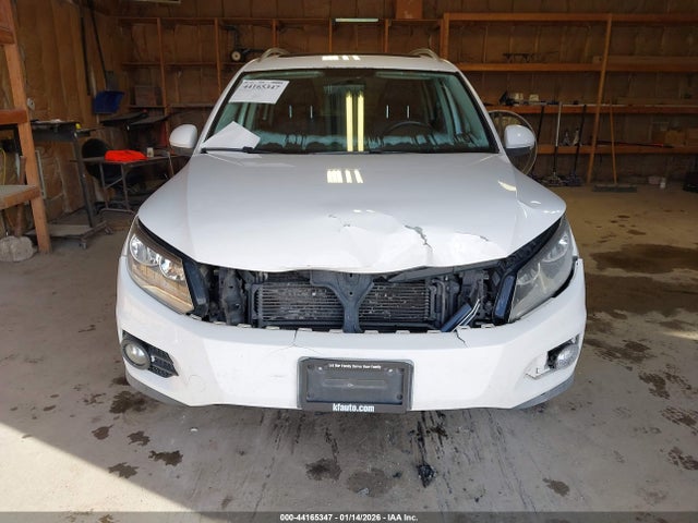 44165347 :رقم المزاد ، WVGBV7AX7DW538417 vin ، 2013 Volkswagen Tiguan S/se/sel مزاد بيع