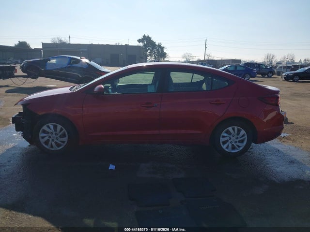 Hyundai ELANTRA SE 2019 5NPD74LF7KH434491 Image 15